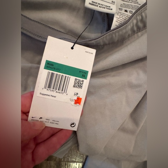 Nike Kids Light Gray Leggings with White Swoosh XL - Picture 5 of 5